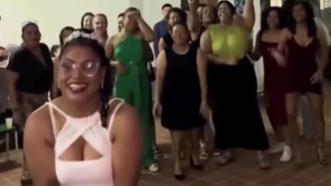 😂💡 The Funniest Bouquet Fail Ever! | FunFM