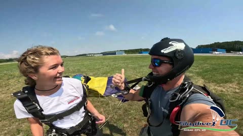 Kaylee & Grant Skydiving