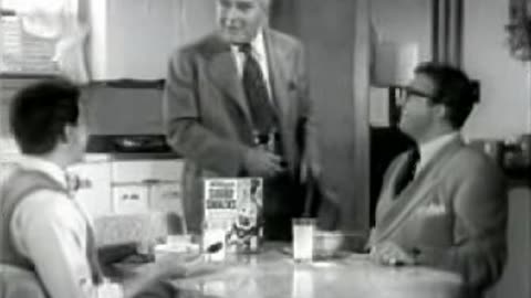 Commercial - Kellogg's Sugar Smacks w Clark Kent,Jimmy & Perry at breakfast table