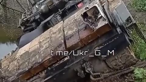 💥🇷🇺 Ukraine Russia War | Damaged and Abandoned Ukrainian M2A2 Bradley in Kupiansk | RCF