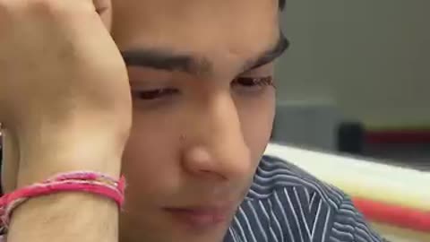 Border Patrol calls out these LIARS in seconds!