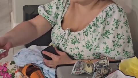 😂😂 This Gift is a Laugh Riot! | FunFM