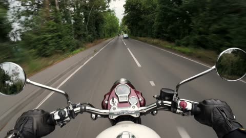 2025 Royal Enfield Classic 650 Review – Better Than I Expected?!