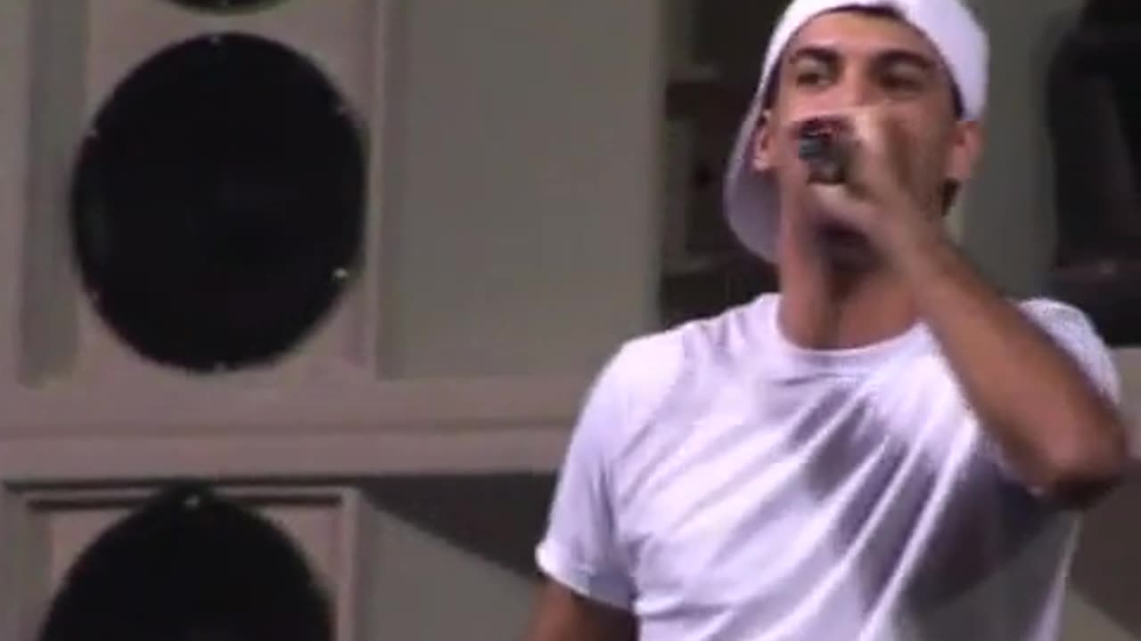Mc Creu - Passinho do Michael Jackson
