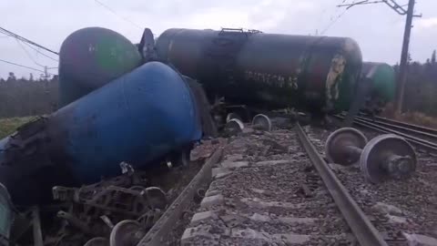 Тревожная ночь в Ленобласти: пожар в Киришах,