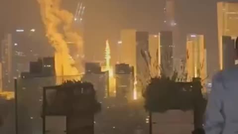 The General - BREAKING： Several Iranian ballistic missiles have struck Tel Aviv, Is...
