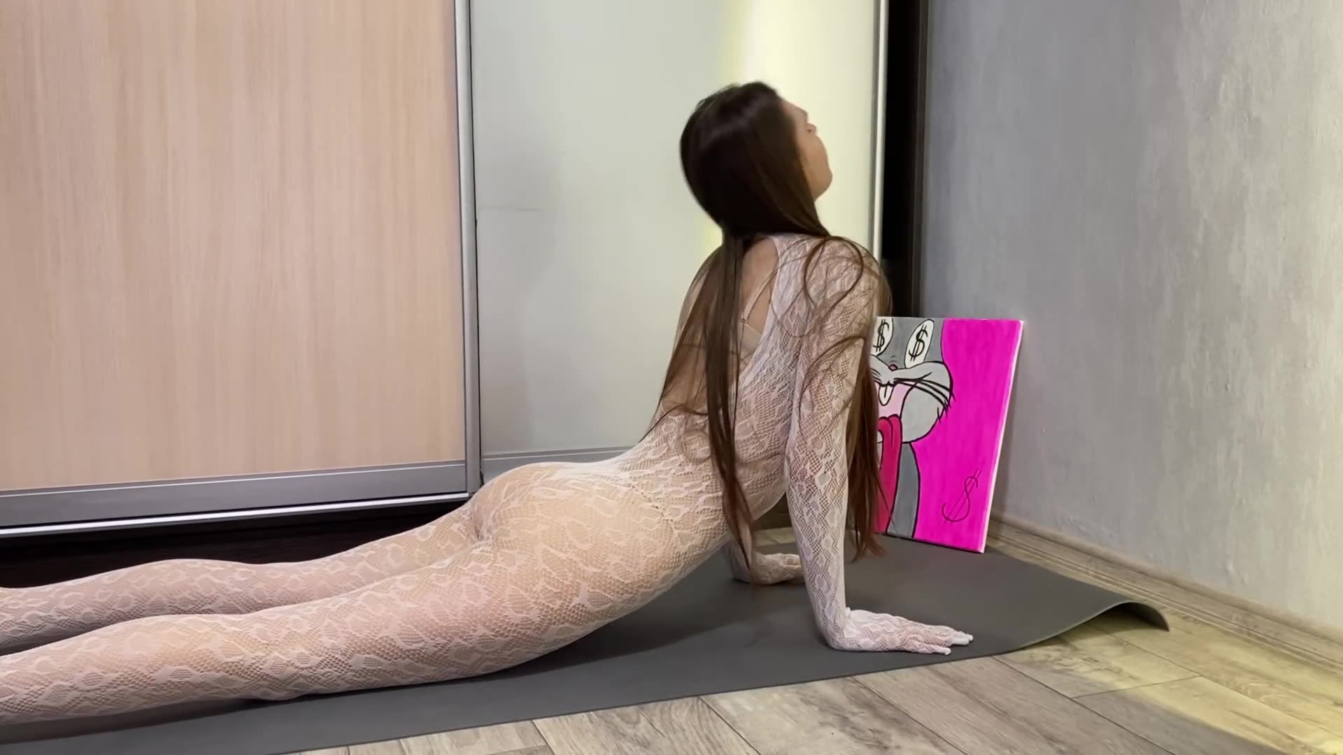 Soft Yoga for Calm & Presence - Lora’s Gentle Flow 🤍