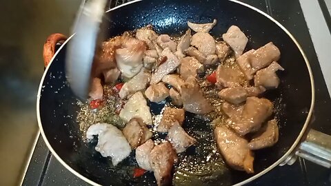 “Taste of Tradition: Exploring Cambodian Food Culture”