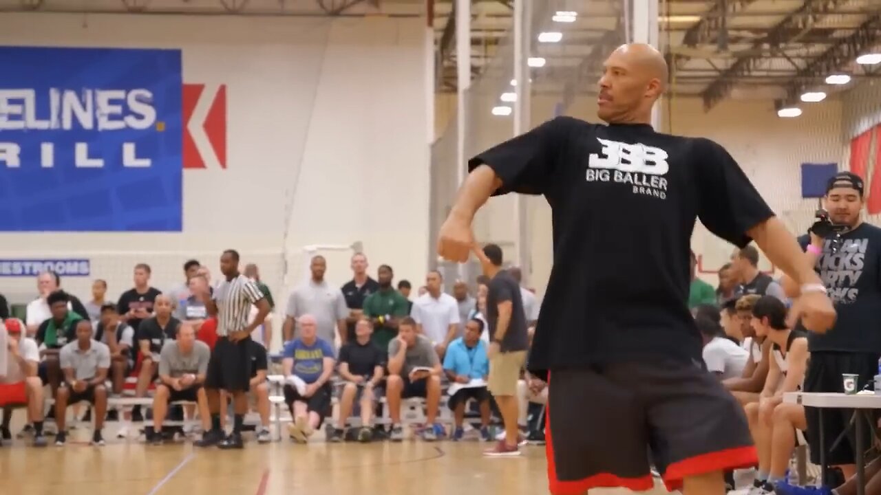 Ball In The Family S1 E5