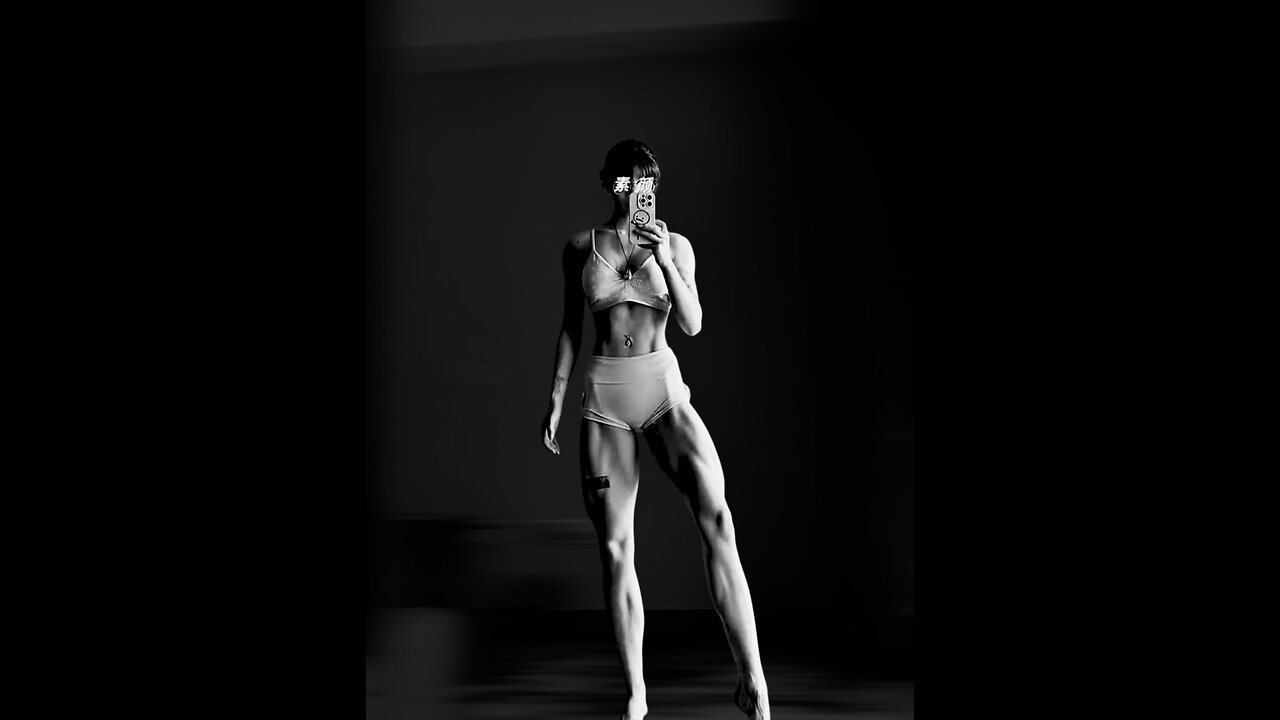 When Im in the Gym People Stare👀They Should!!🍒🔥