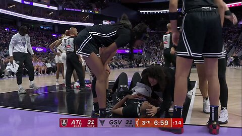 🤕 Rupert in concussion protocol after ELBOW to FACE | Golden State Valkyries WNBA women's basketball