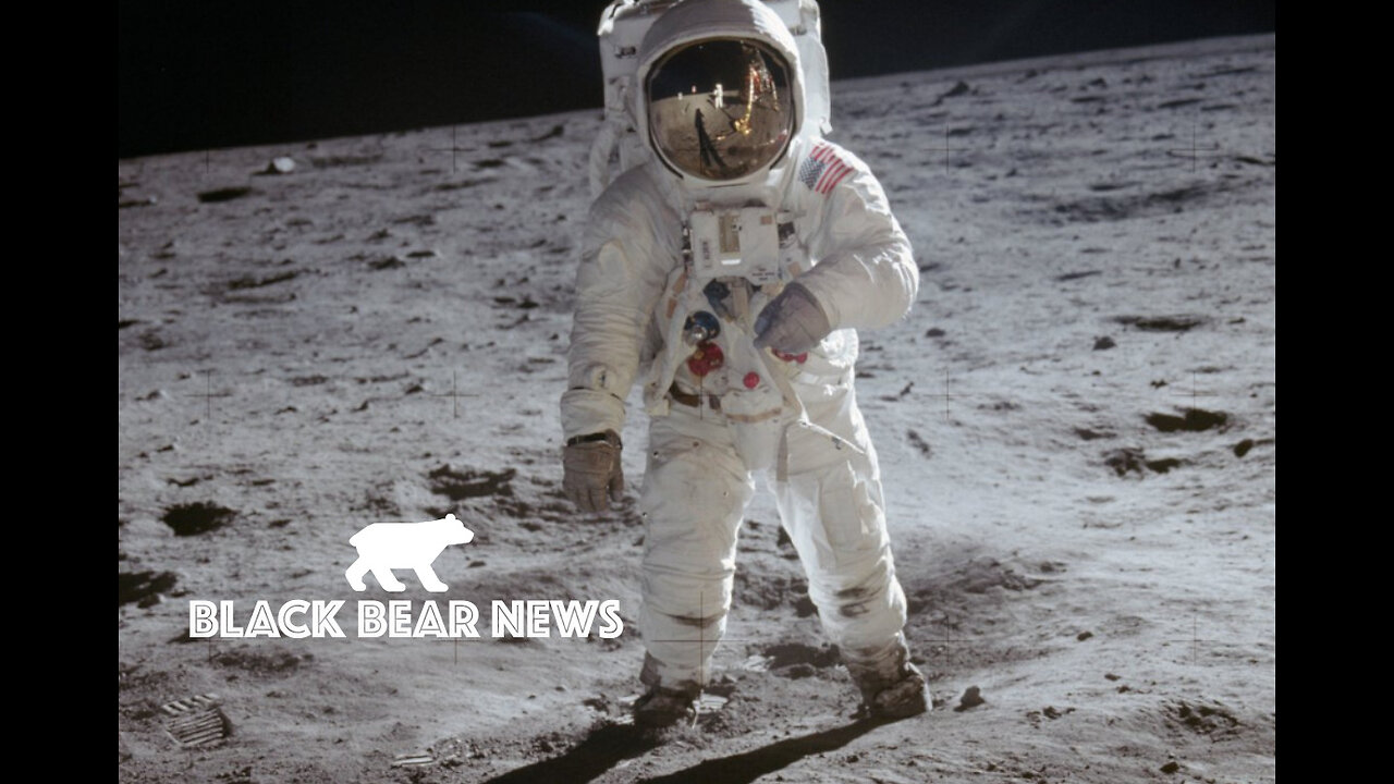 Which Way To The Moon | Fascism On A Tuesday | April Heawave