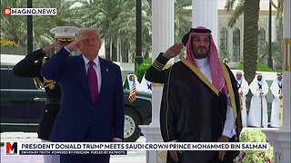 🇺🇸|🇸🇦 President Trump's Royal Welcome by Crown Prince of Saudi Arabia Mohammed Bin Salman in Riyadh