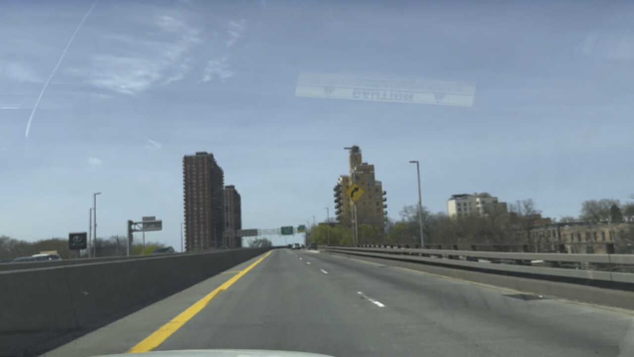 Brooklyn Queens Expressway Heading to Manhattan, Easter Sunday 2025