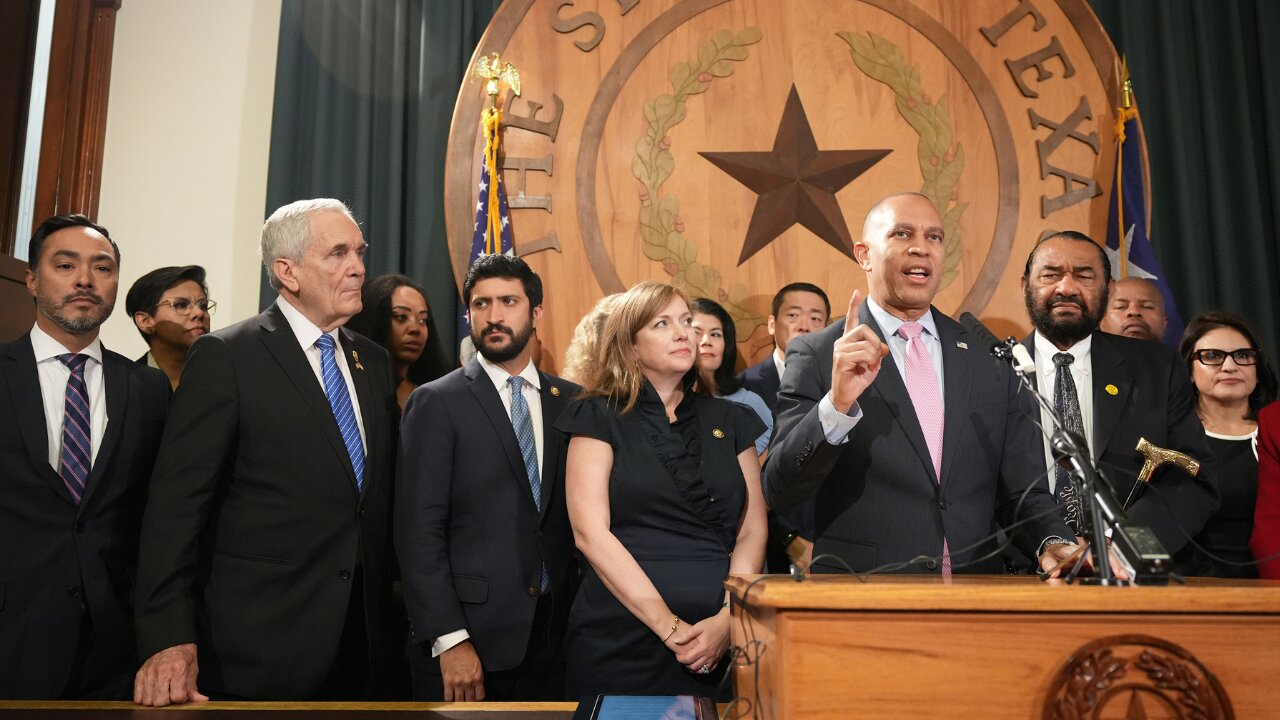 Texas Dems Flee State to Escape Arrest — Now 2028 Dem is In Real Danger of Facing Charges
