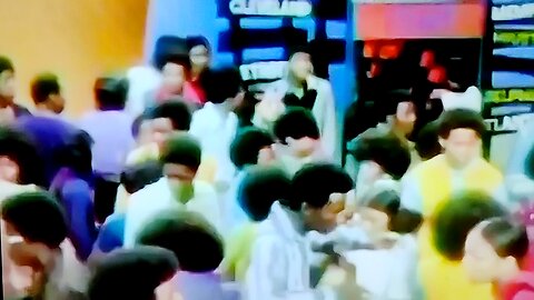 Soul Train Dancers The Layaway 1972 Isley Brothers