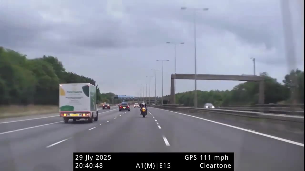 150mph police chase through Cambridgeshire captured on dashcam
