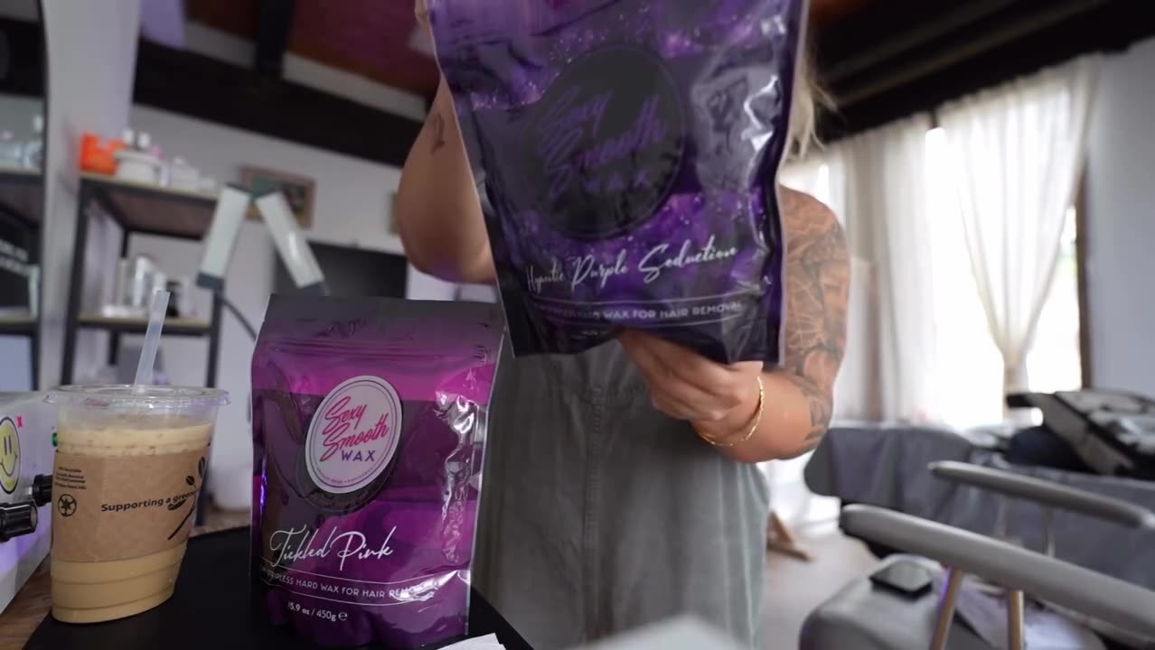 Underarm Waxing Demo with Sexy Smooth Hypnotic Purple + Tickled Pink | @esthie.co