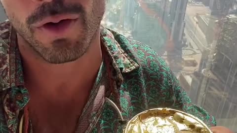 Su nombre es Kopi Luwak y acá en Dubai lo adornan con oro #dubai #viajes #datoscuriosos
