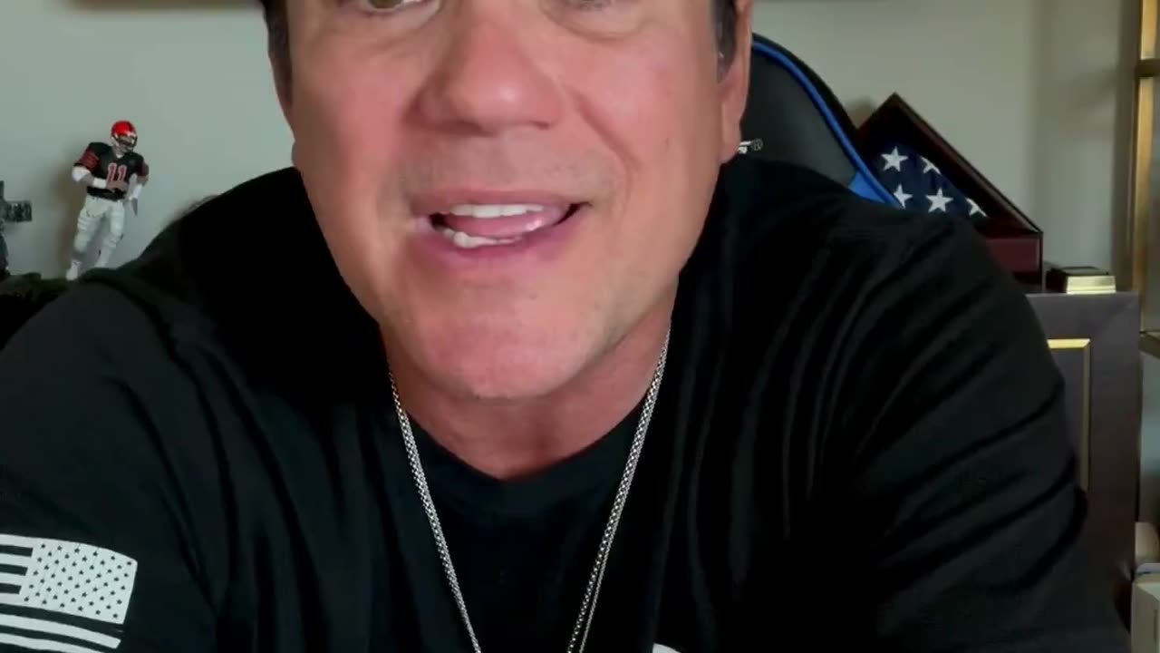 Dean Cain, Beloved Superman Actor, Joins ICE