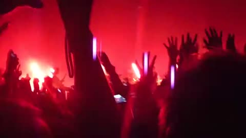 My Chemical Romance - Na Na Na- The House of Blues in Dallas May 21 2011