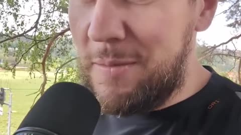 NEDÁVEJ ŽENĚ VŠE, CO CHCE
