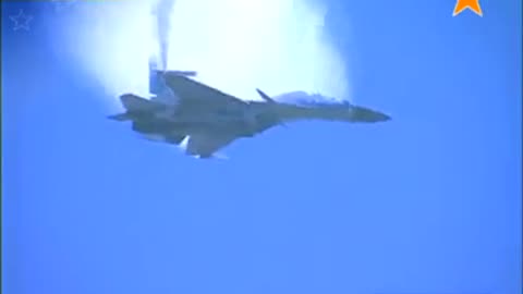 Russian Sukhoi Jet in Action: Incredible Flight Maneuvers and Pilot Skill!