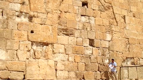 This Miracle at the Temple Gate Will Amaze You