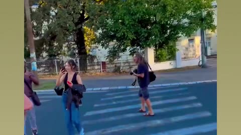 Gastoz i Andjela - Opet Novinari