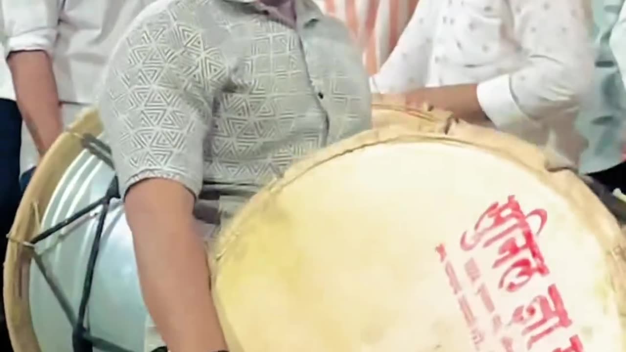 A musical instrument native to India Maharashtra called as dhol tasha👍