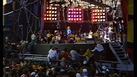 HCNN- Led Zeppelin 1985 Live Aid.