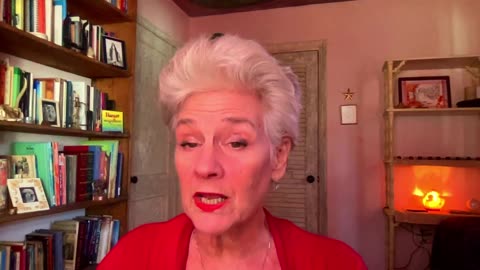 Lady Melody reads The Magician's Nephew-episode 8