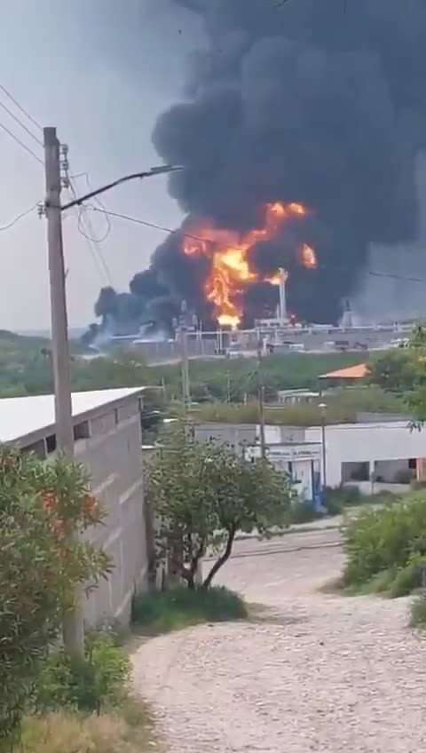 A massive explosion at a diesel plant in Cadereyta, Nuevo León in Mexico