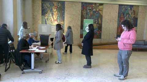 Portugal opens polls in cliffhanger presidential vote