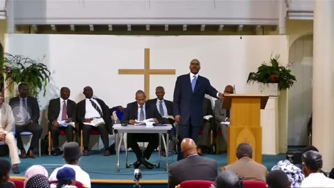 Can women preach and lead men in Gods church