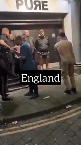 Native British Man knocks out a loudmouthed Mudslime invader This is the way folks