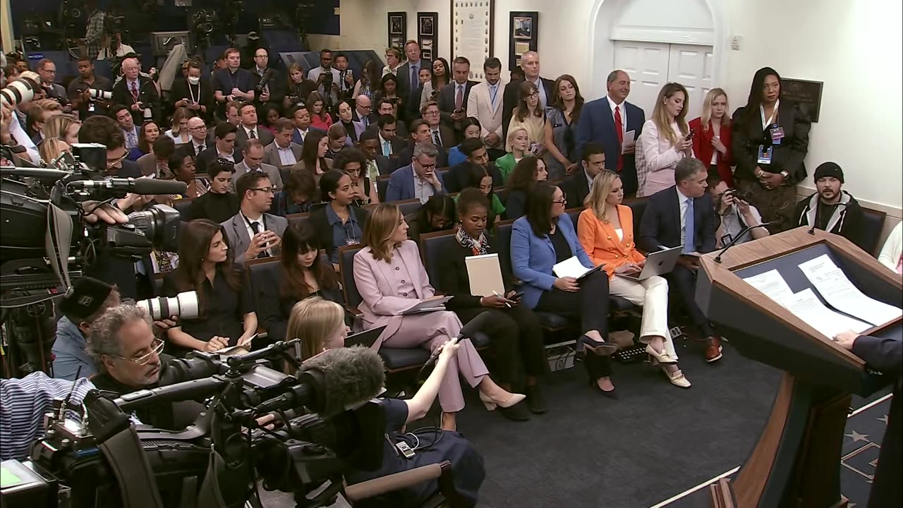 Press Secretary Karoline Leavitt Briefs Members of the Media, Apr. 22, 2025