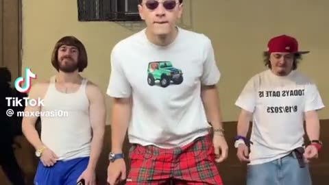 🤯🔥 You Won't Believe the Epic Farquaad Dance! | FunFM