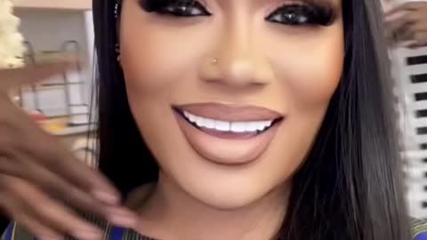 Queen vee bosset