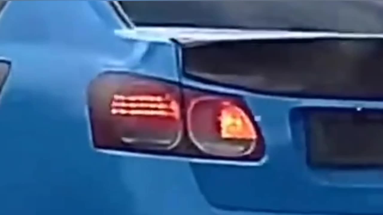 Using dashcam, Sydney driver caught on sneaky black curtain to hide their number plate
