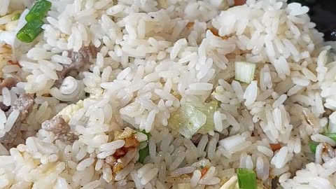 Wow! Wok-Fired Beef & Cilantro Rice! 🔥🥩🌿🍚🧅🍳