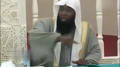 لماذا إسم الله النبي مقرون بإسم الله