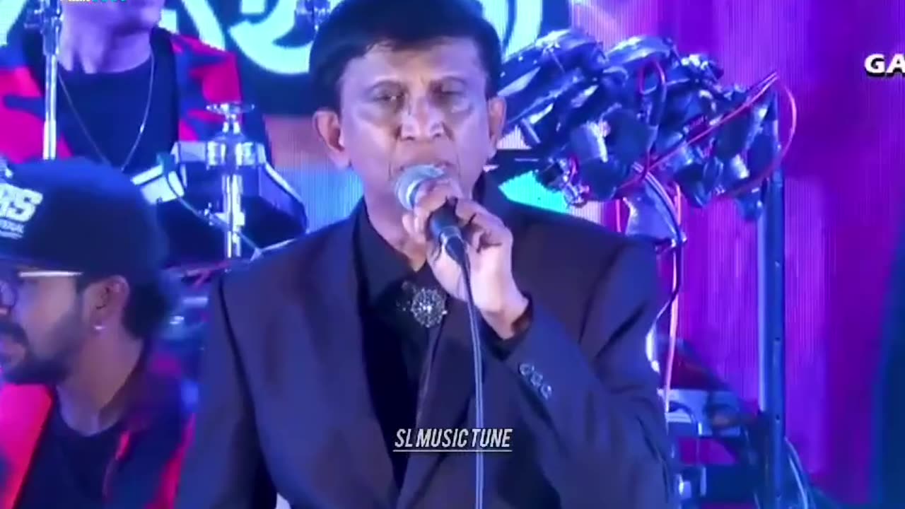 Kawadada aaye enne # කවදාද ආයේ එන්නේ හමුවන්න මා ඉතිං