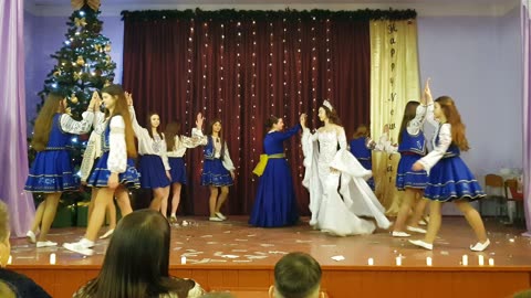 Dansul „Ucraina” Concert Vine Anul Nou 10/16 Vancicăuți 19 decembrie 2025