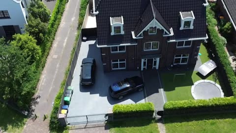 Eljero Elia - Villa in Den Haag