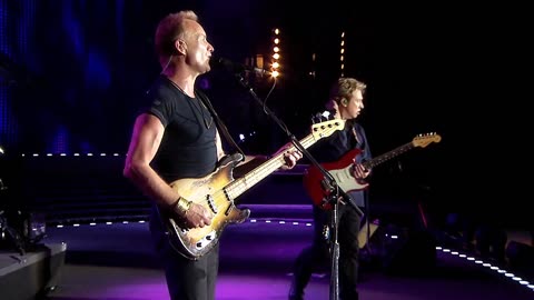 So Lonely - The Police (live)