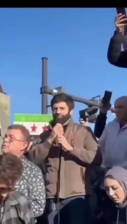 WATCH: Syrian Man Criticizes U.S. and Western Allies—HTS Supporters Immediately Cut Him Off