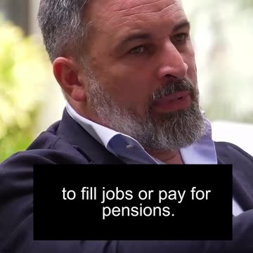 Santiago Abascal defiende la natalidad como prioridad nacional.