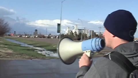 Watch Alex Jones Warn You About The New World Order Decades Ago in These Films