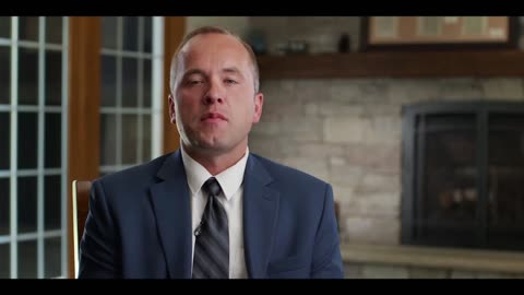 Watch Alex Jones Warn You About The New World Order Decades Ago in These Films